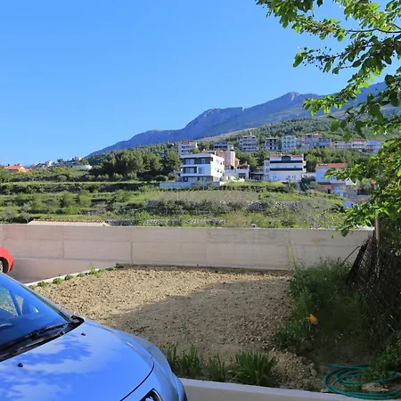 With A Parking Space Podstrana, Split - 17054 珀德垂那